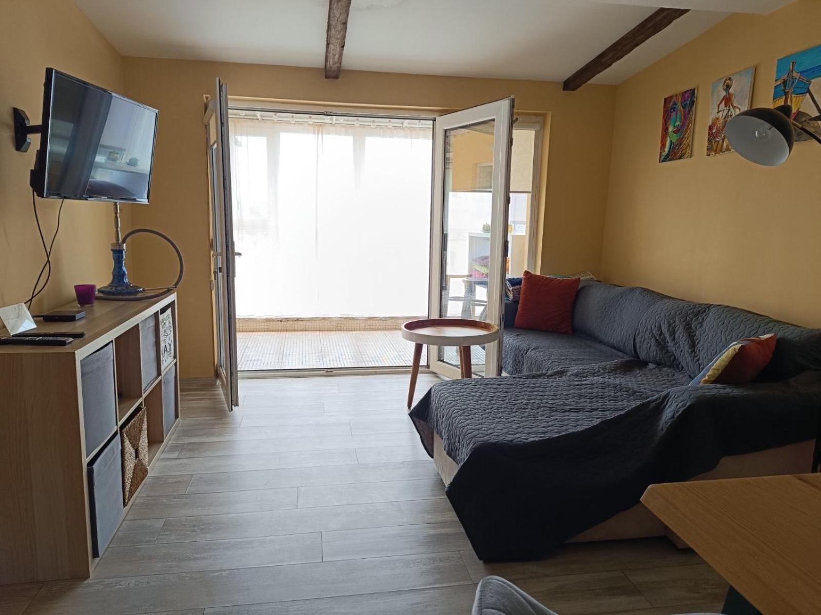 Arte Casa Lägenhet Burgas Exteriör bild